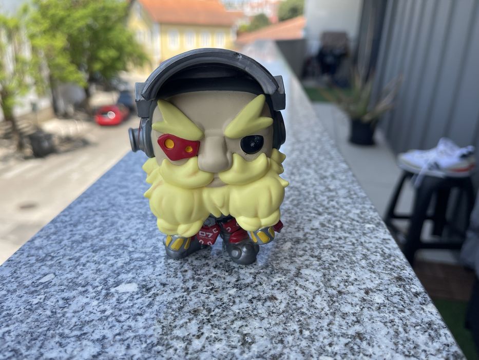 Figura FUNKO Pop Games: Overwatch S4 - Torbjörn