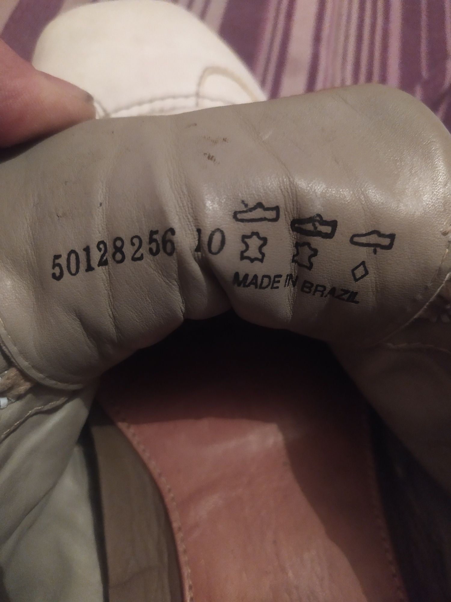 Продам туфли , мокасины hugo boss 43  hugo boss