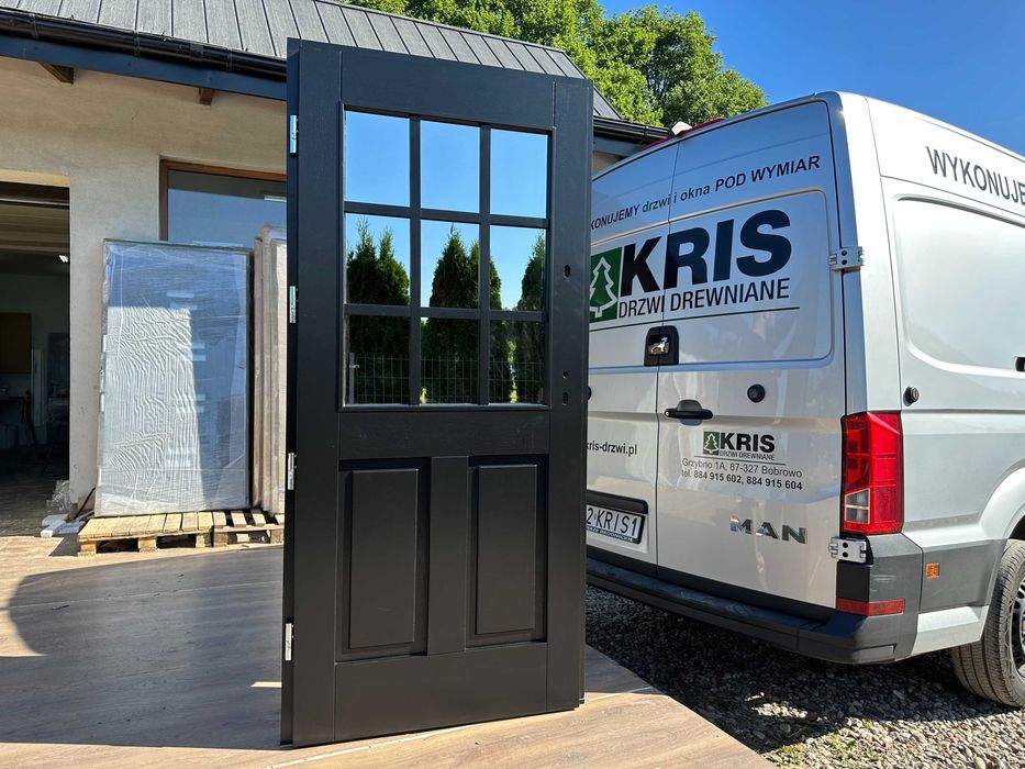 Drzwi zewnętrzne drewniane ANGIELSKIE Czarne montaż Cała  POLSKA