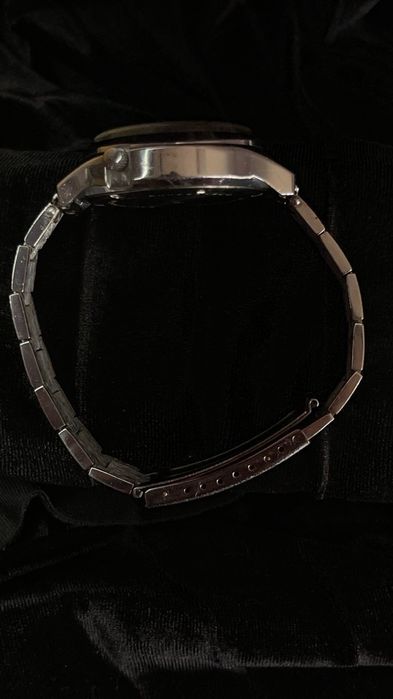 Часы Луч 18 камней 3055 каменів кварц винтаж  вінтаж часи електронні