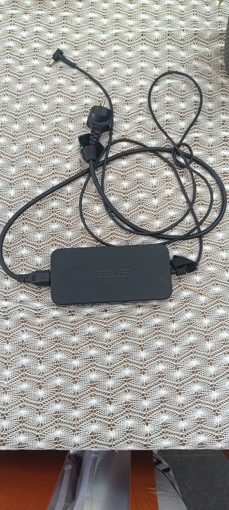 Portatil rog asus