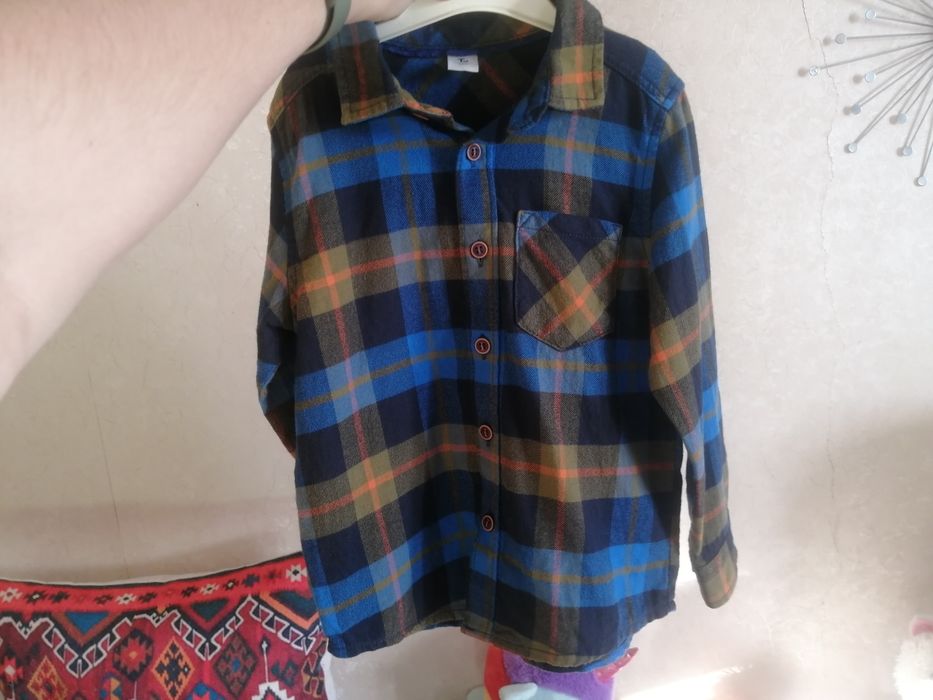 Рубашка на баечке на мальчика 5 лет, р.  110 см.