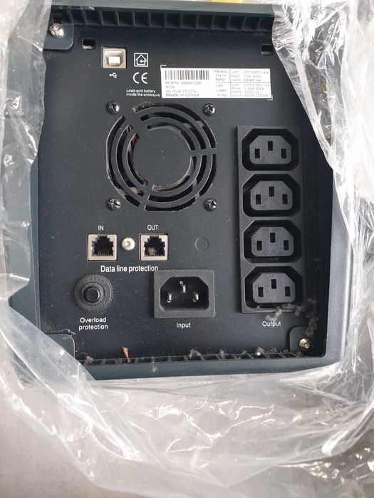 Fonte de Alimentação Ininterrupta UPS Eaton