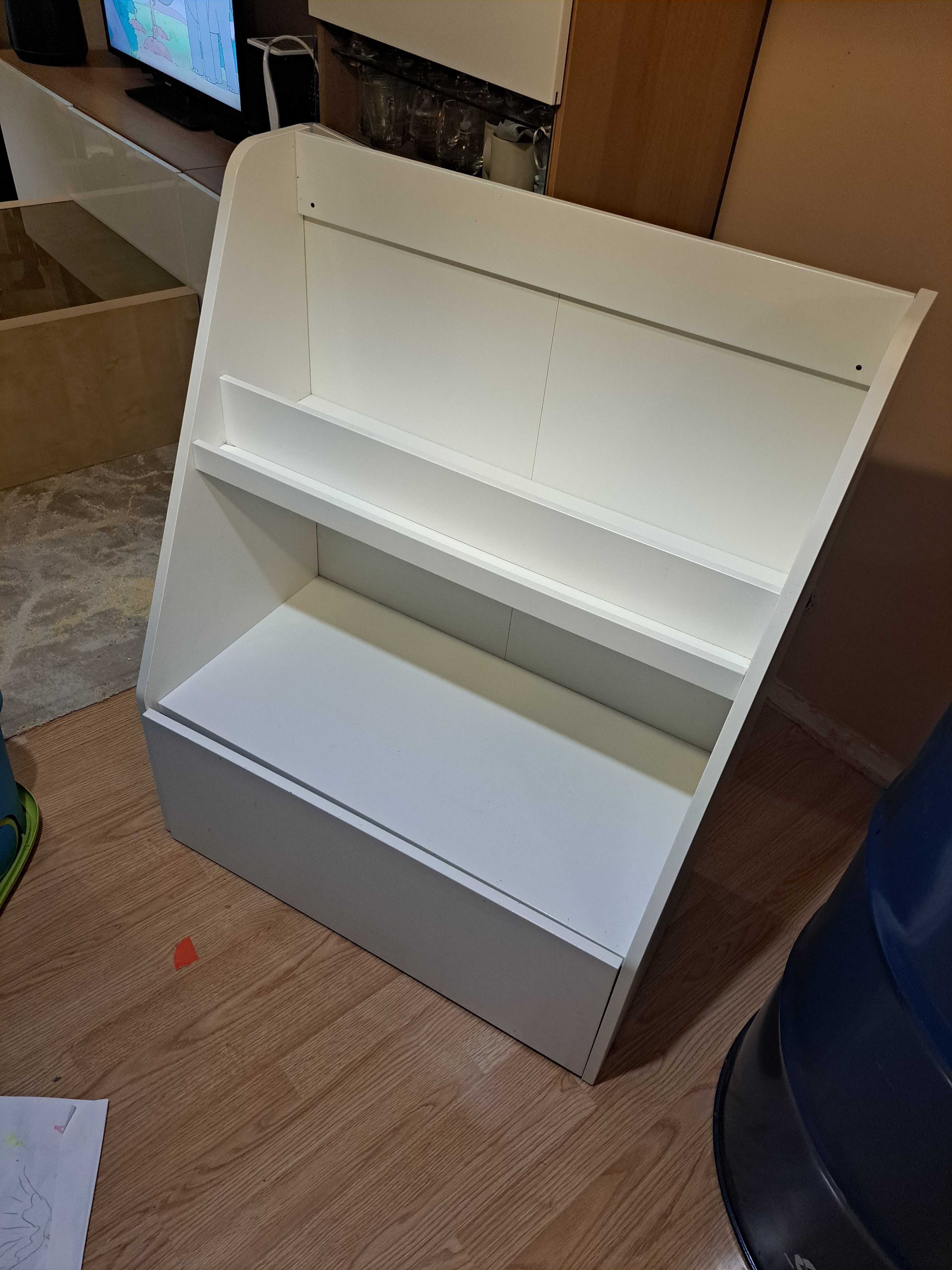 Estante livros quarto criança