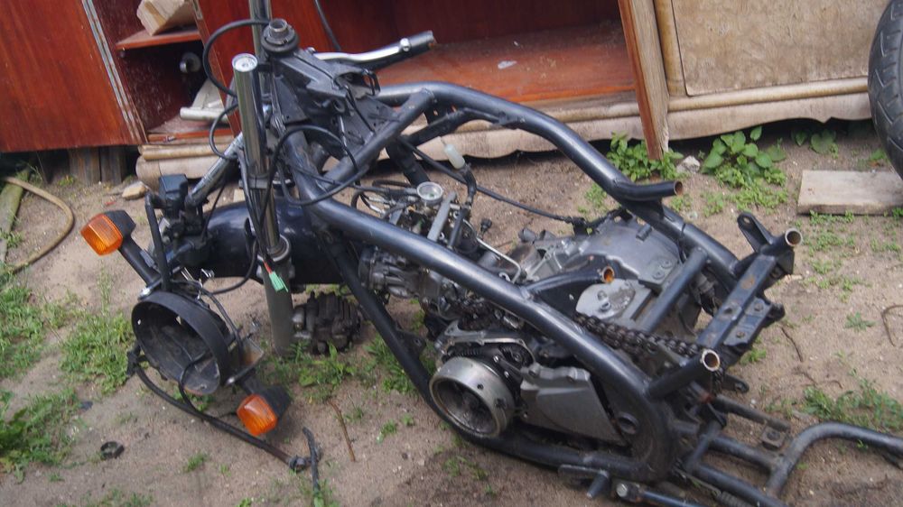 Kawasaki ER5 rama silnik gaźnik kierunkowskazy lagi kiera kierunki itp