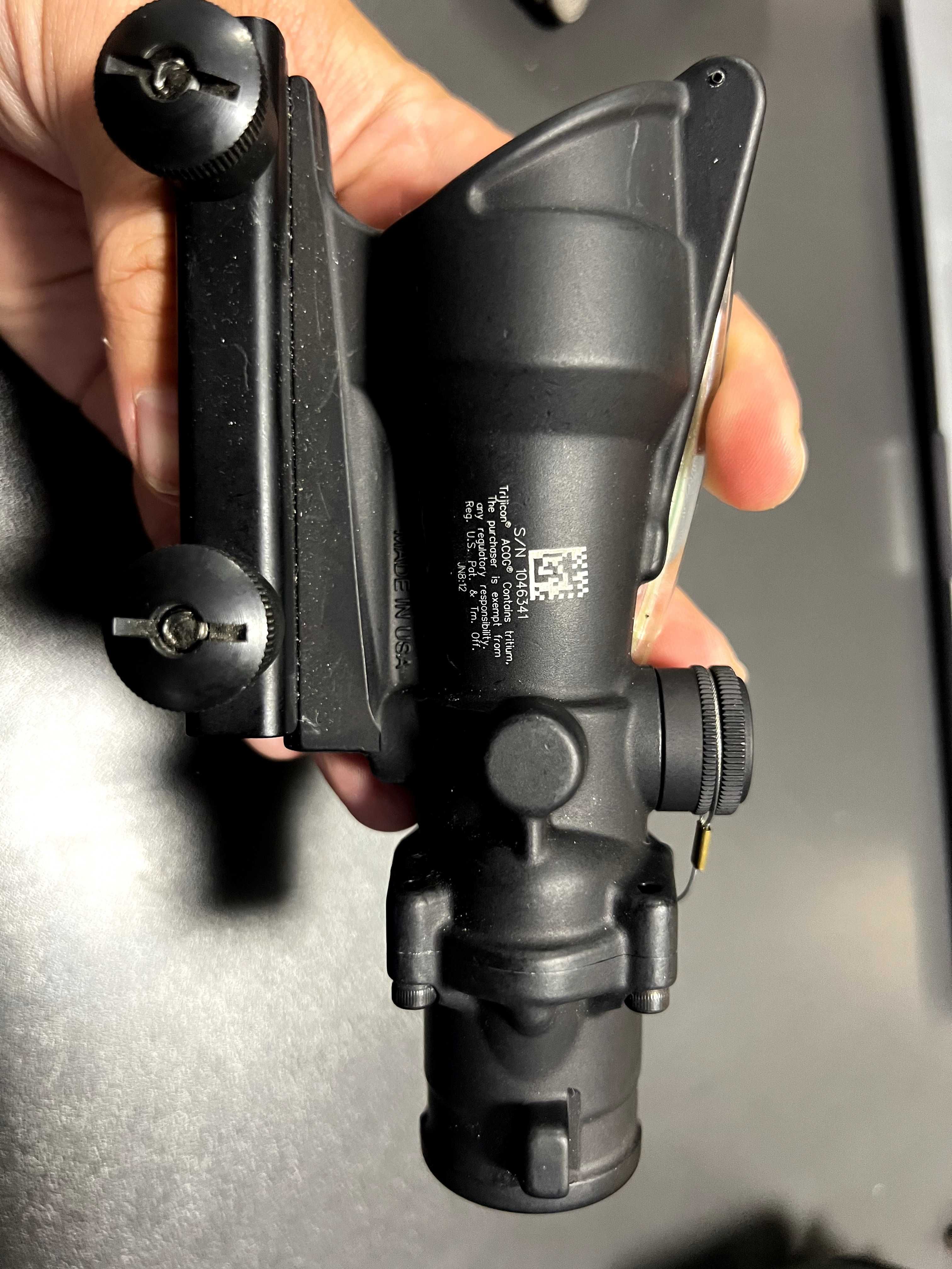 Оптичний приціл Trijicon ACOG 4x32