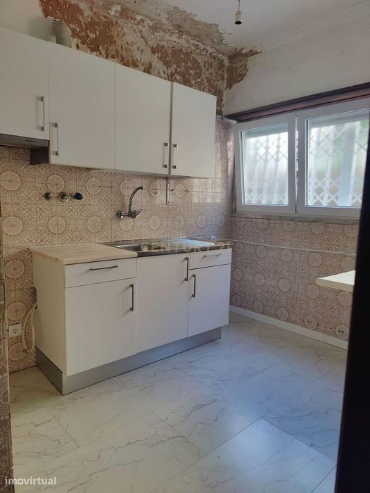 Apartamento T0 em Massamá, Sintra - Oportunidade Única!