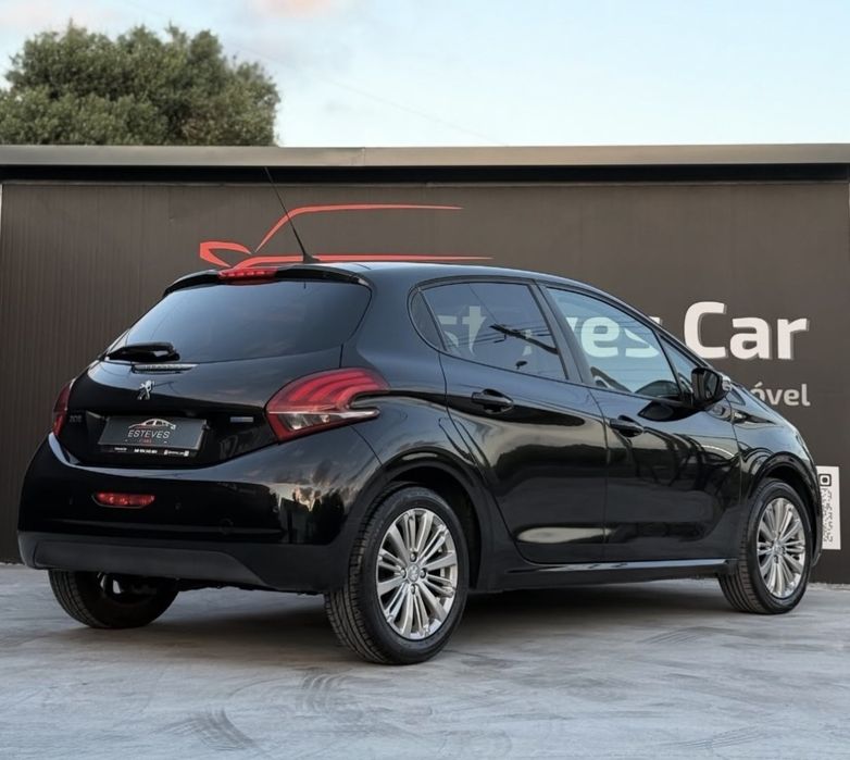 Peugeot 208 1.2 PureTech Style