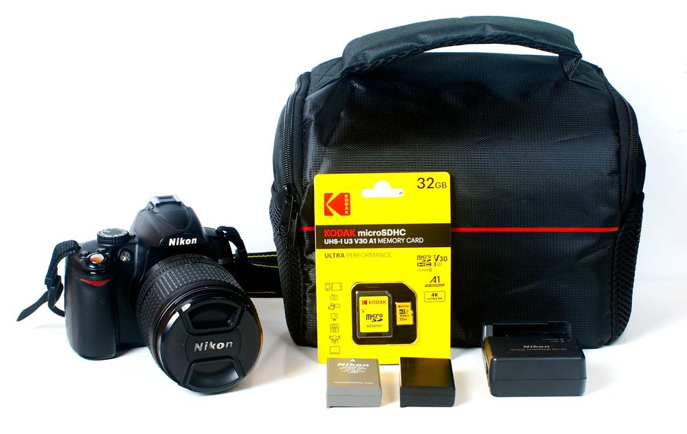 Nikon D5000 + 18-105 + Nowa Torba + Nowa 32GB + 2 x Bateria Stan BDB