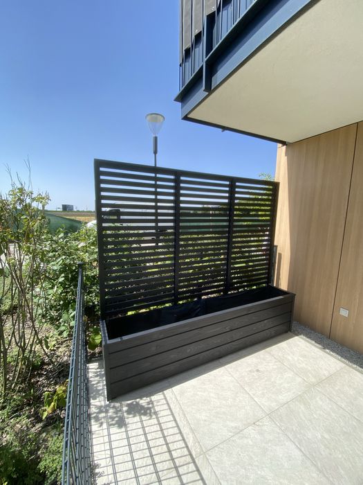 Donice drewniane, donice z drewna, donice ogrodowe.