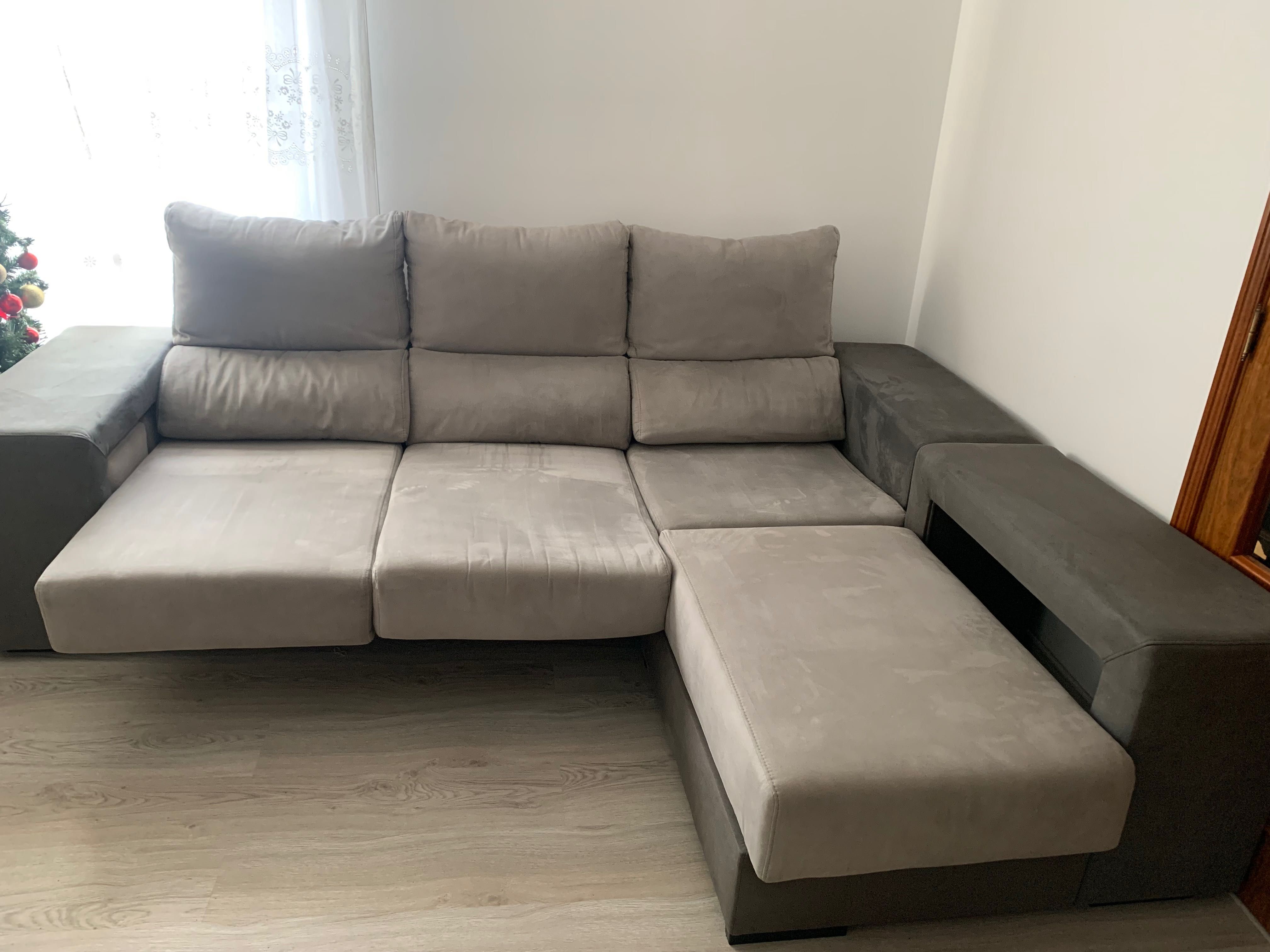 Semi-Novo:Sofá Chaise Lougue, Diferenciado,Super Confortável. N é Ikea