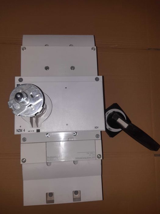 Rozłącznik mocy Eaton LN4, 3 bieg. 800A LN4-800-I