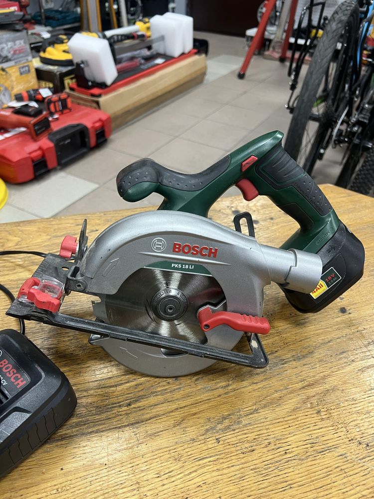Аккумуляторная дисковая пила Bosch PKS 18 Li