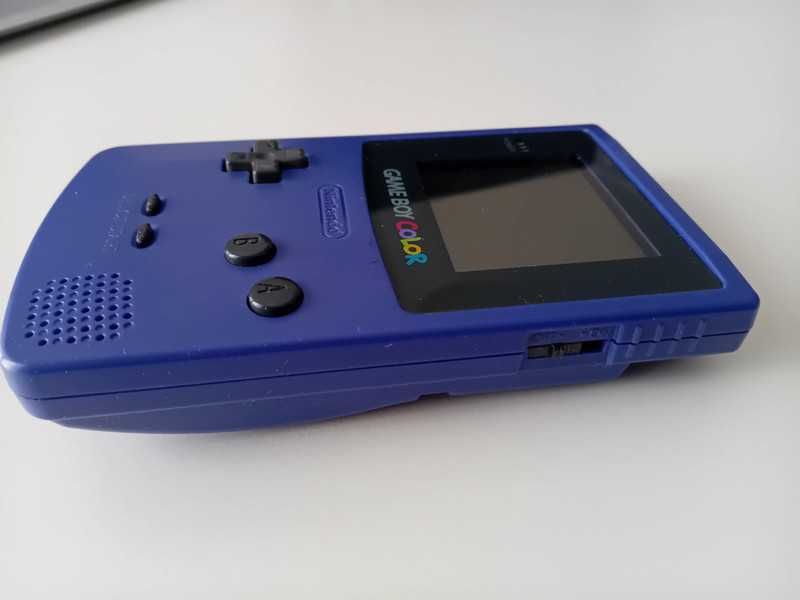 Nintendo Game Boy Color CGB-001