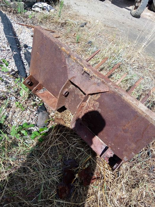 Vendo forquilha para carregador frontal