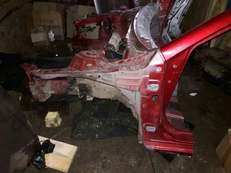 Mazda 3 CX5 6 СХ3 кузов четверть разборка шрот запчастини