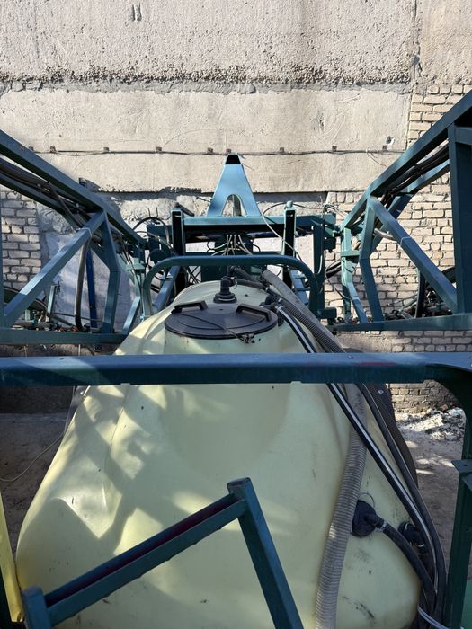 Оприскувач причепний