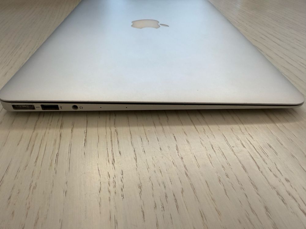 MacBook Air i7 8gb RAM, 250GB SSD STAN IGŁA!!!
