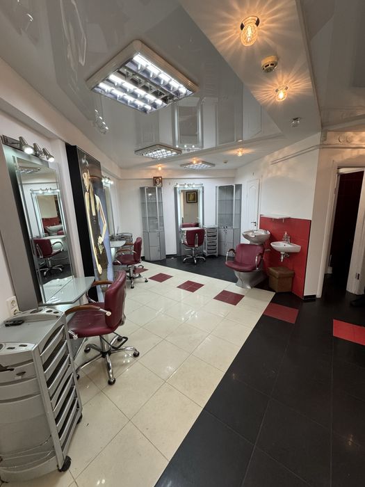 Оренда комерційного приміщення по вул.Генерала Шухевича