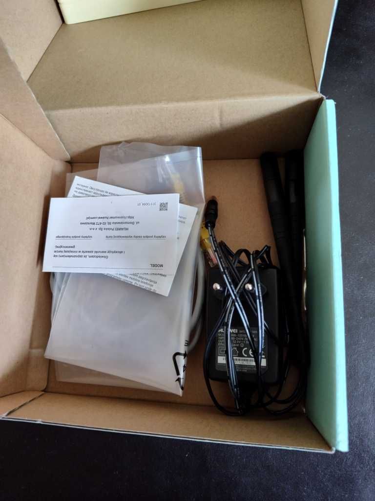 Router Huawei B315s-22 WiFi LTE Biały