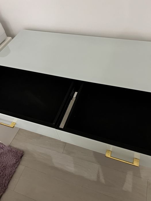 Consola de entrada da best design