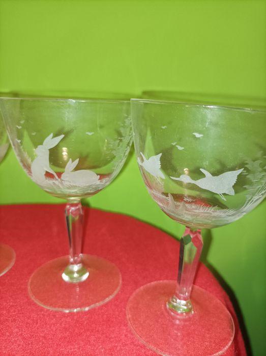 Szklane kieliszki z motywem Myśliwskim