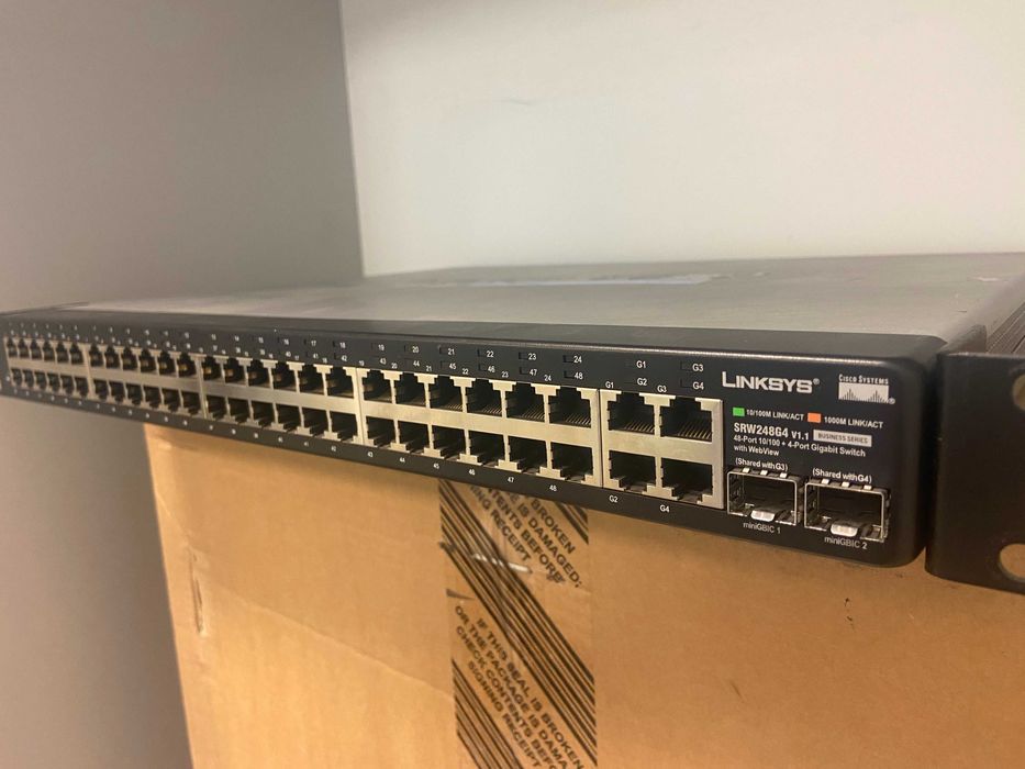 Switch CISCO linksys SRW248G4