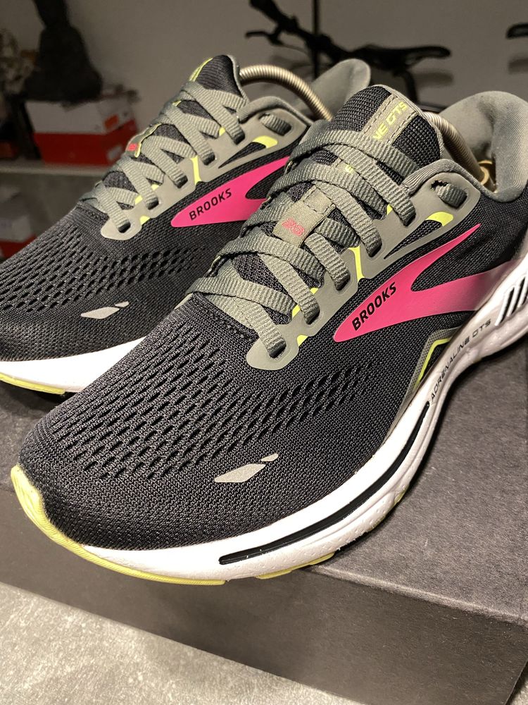 Кроссовки Brooks Adrenaline GTS 23 размер 40 беговые pro