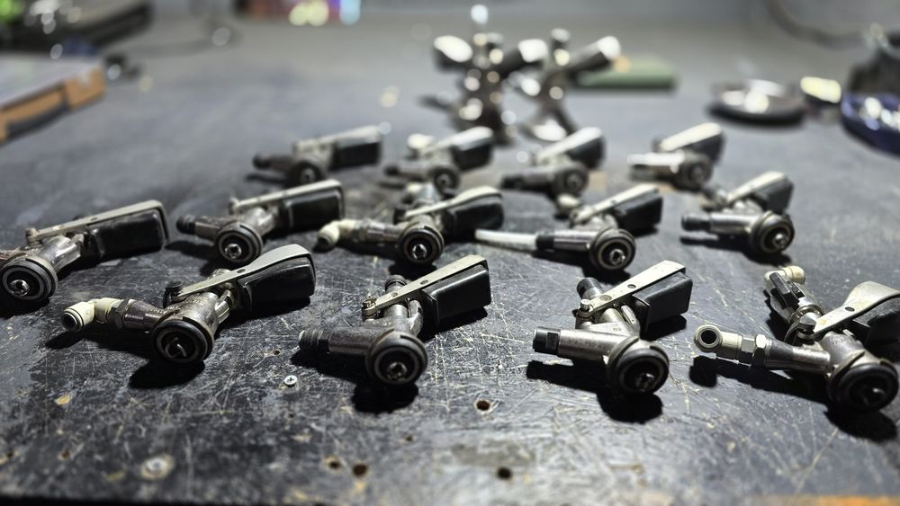 Клещи пивные,  заборная головка corb