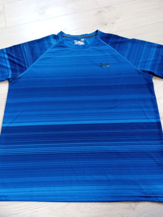 Футболка under armour