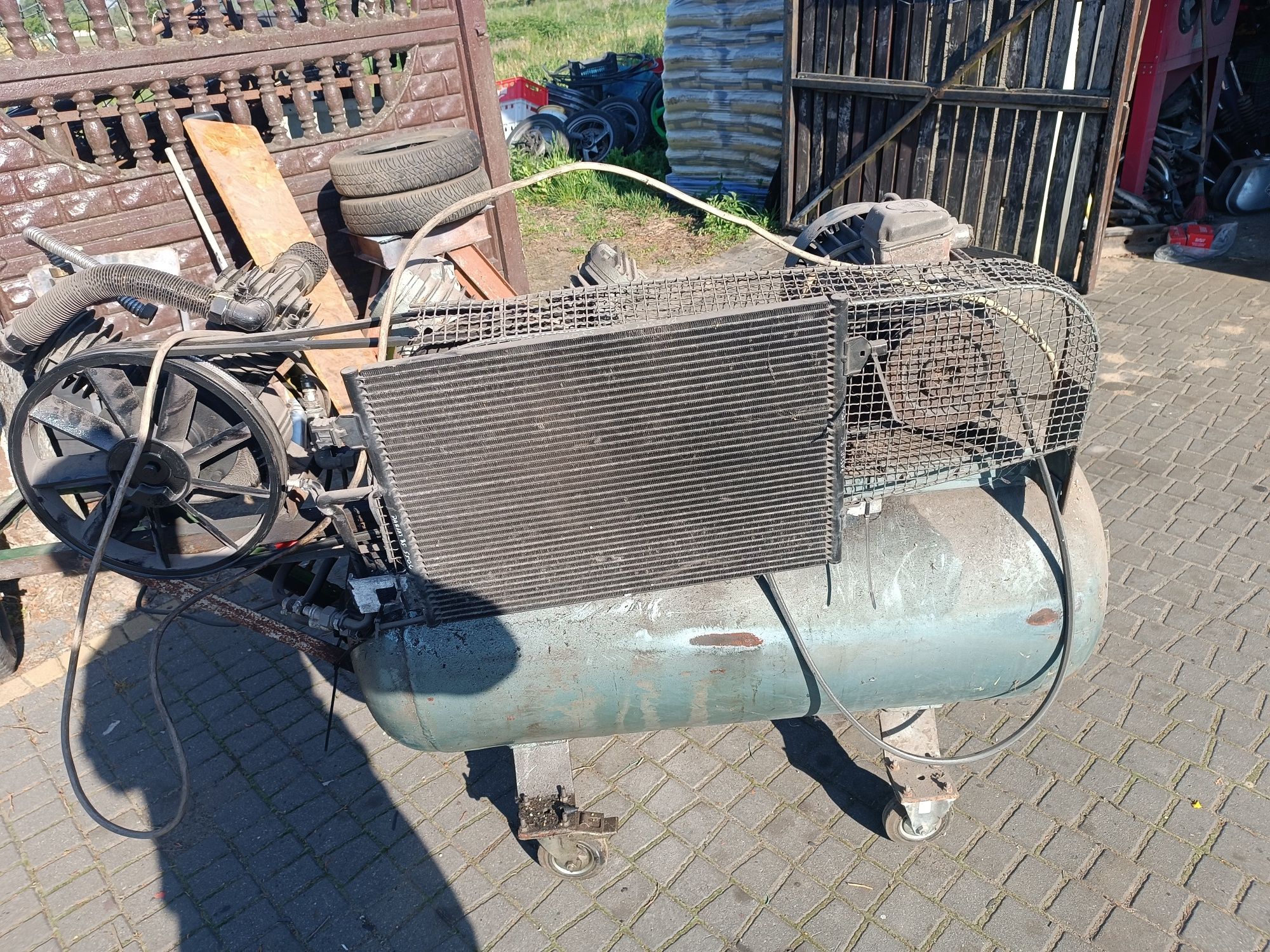 Kompresor sprężarka duża 250 l