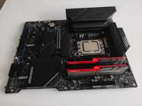 Intel i7-12700KF  MSI MAG Z690 TOMAHAWK WIFI  RAM G.SKILL 2X8GB 3600hz