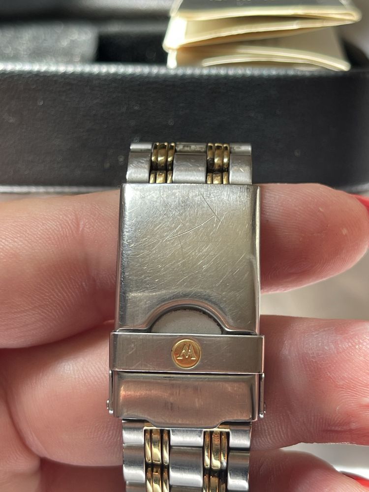 Наручные часы West End Watch Co.