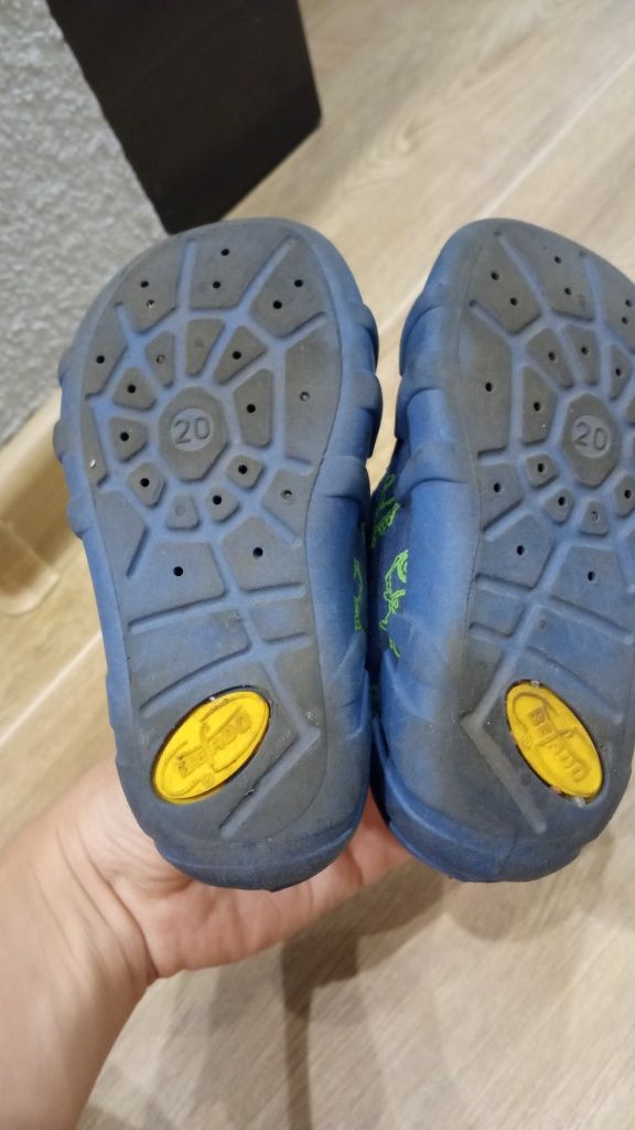 Buty befado kapcie rozmiar 20 dla chłopca