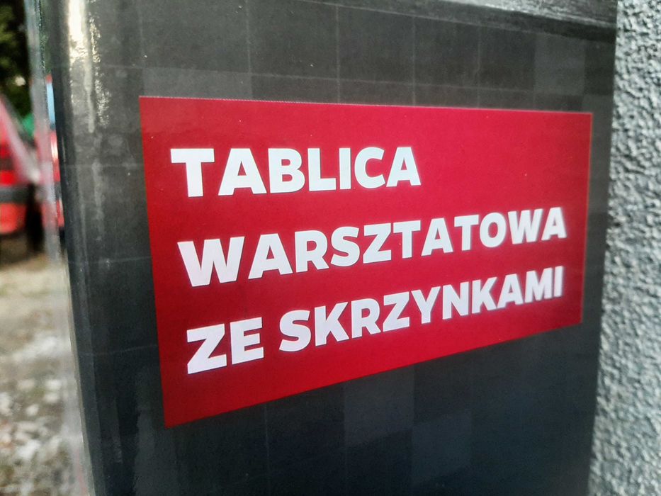 Tablica skrzynka warsztatowa wisząca organizer na narzędzia śrubki itp