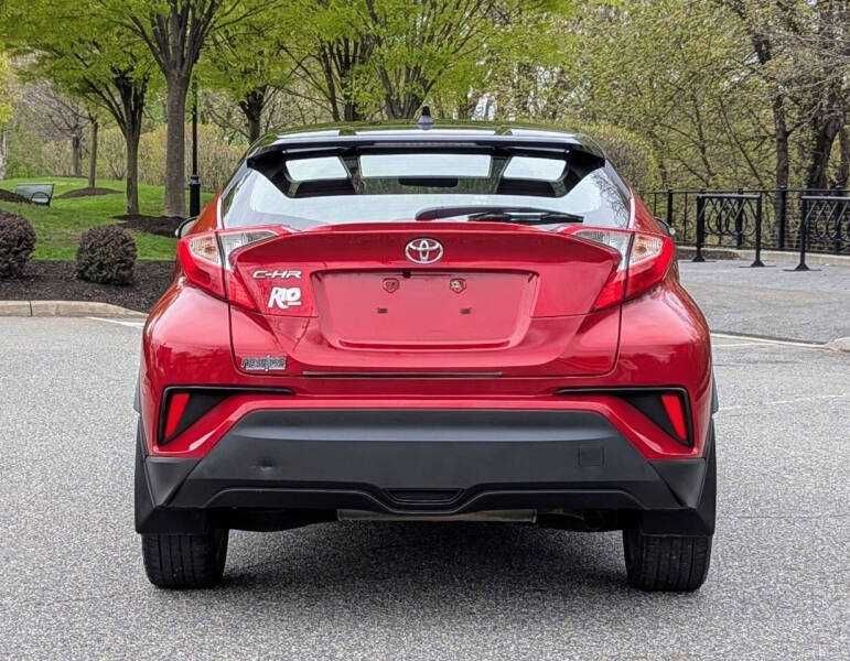 2020 Toyota C-HR XLE