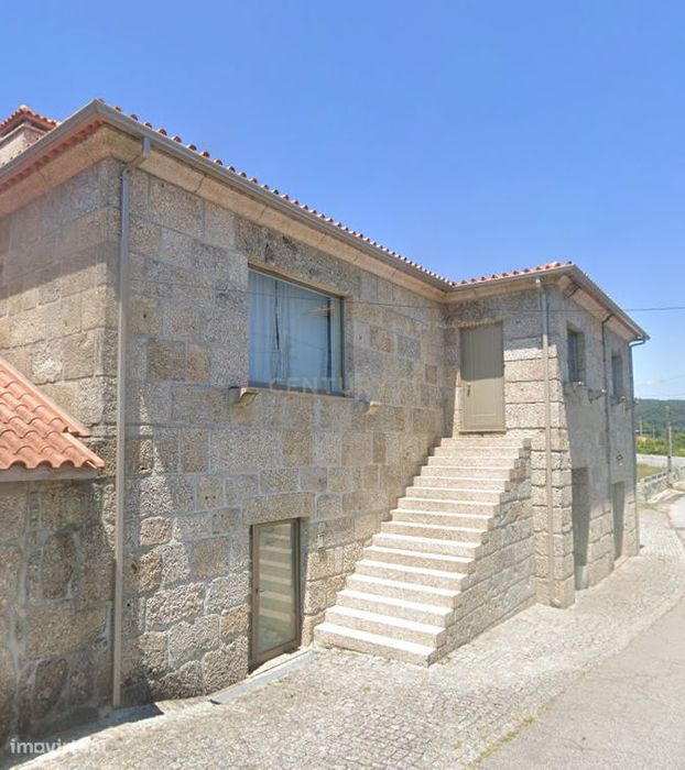 Casa em Pedra Renovada | Póvoa de Lanhoso