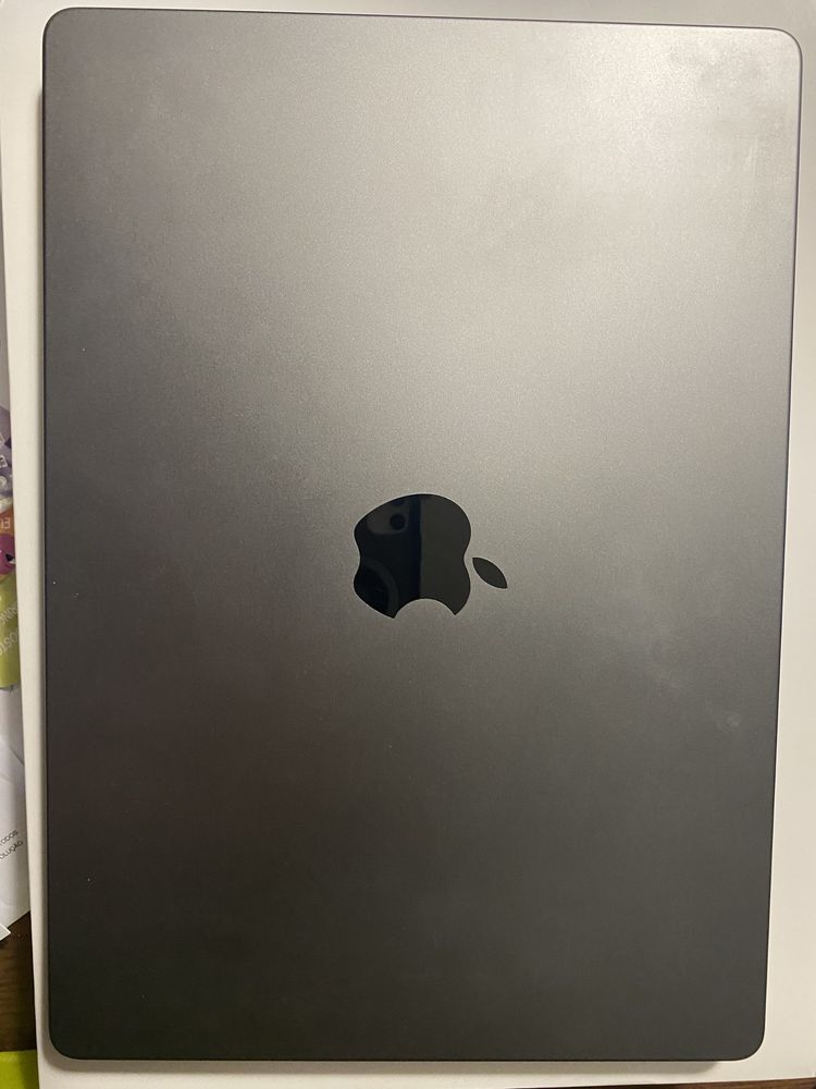 Macbook Pro M1 14” 512GB 16GB