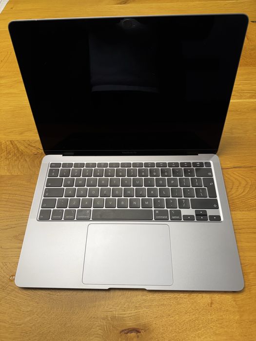 MacBook Air 8/256