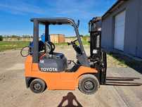 Wózek widłowy TOYOTA 1,8T g/b