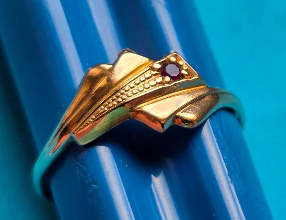 Złoty stary pierścionek z rubinem 1,90 gr.pr.583–przepiękny!