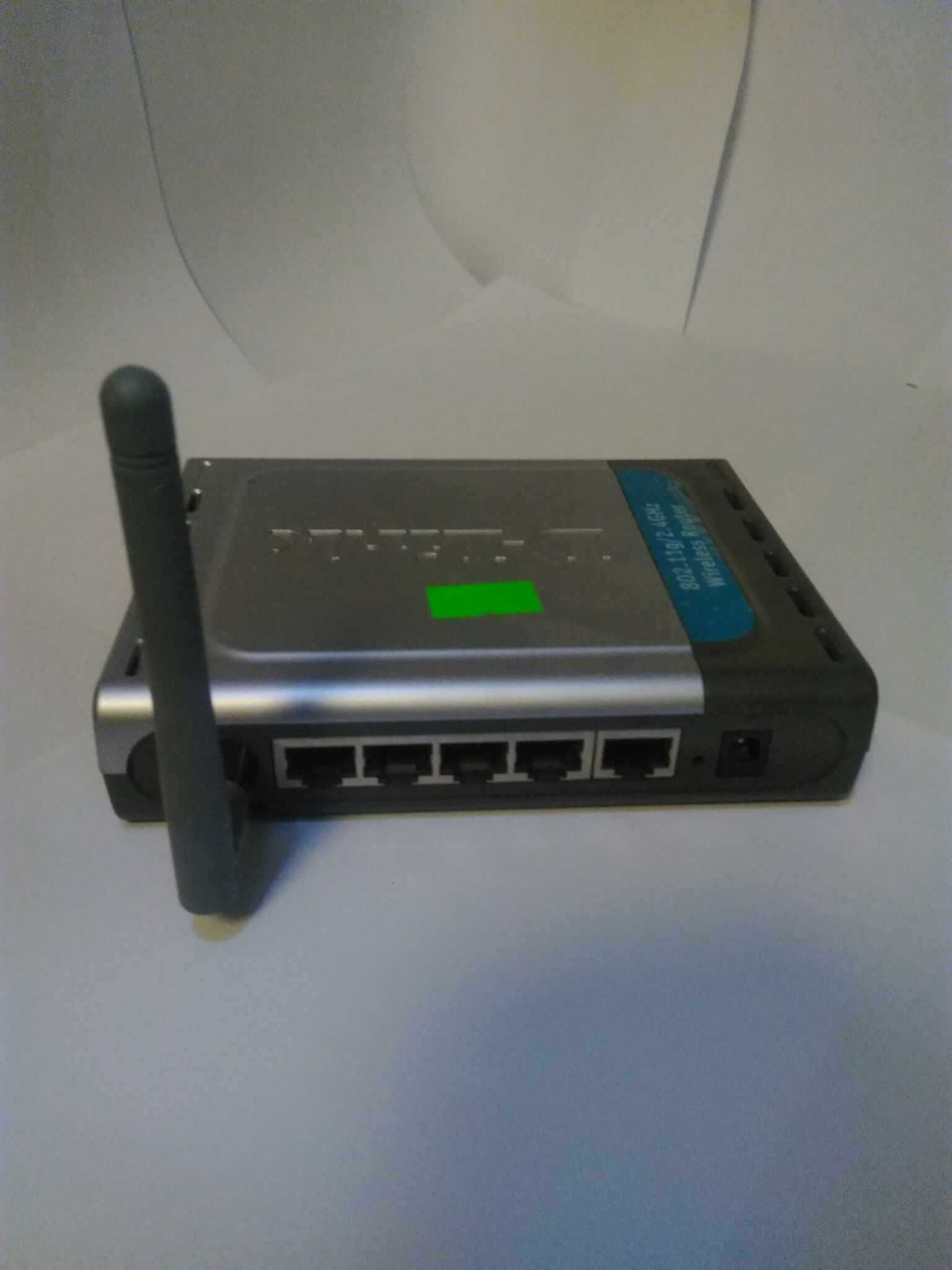 D-Link AirPlus G DI-524 Wireless Router