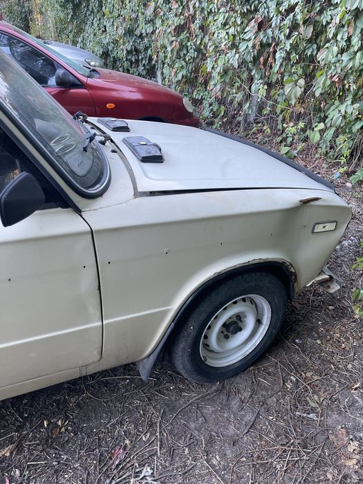 Продам ваз 2106 авто на ходу їде добре