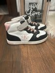 Buty dla dziewczynki
