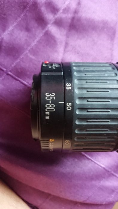 Canon EOS 1000F +Lampa Exacta do EOSA