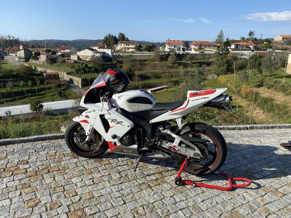 Honda cbr 600 rr