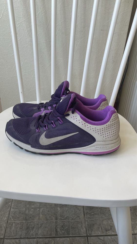 Кросовки Nike 40р 25,5см