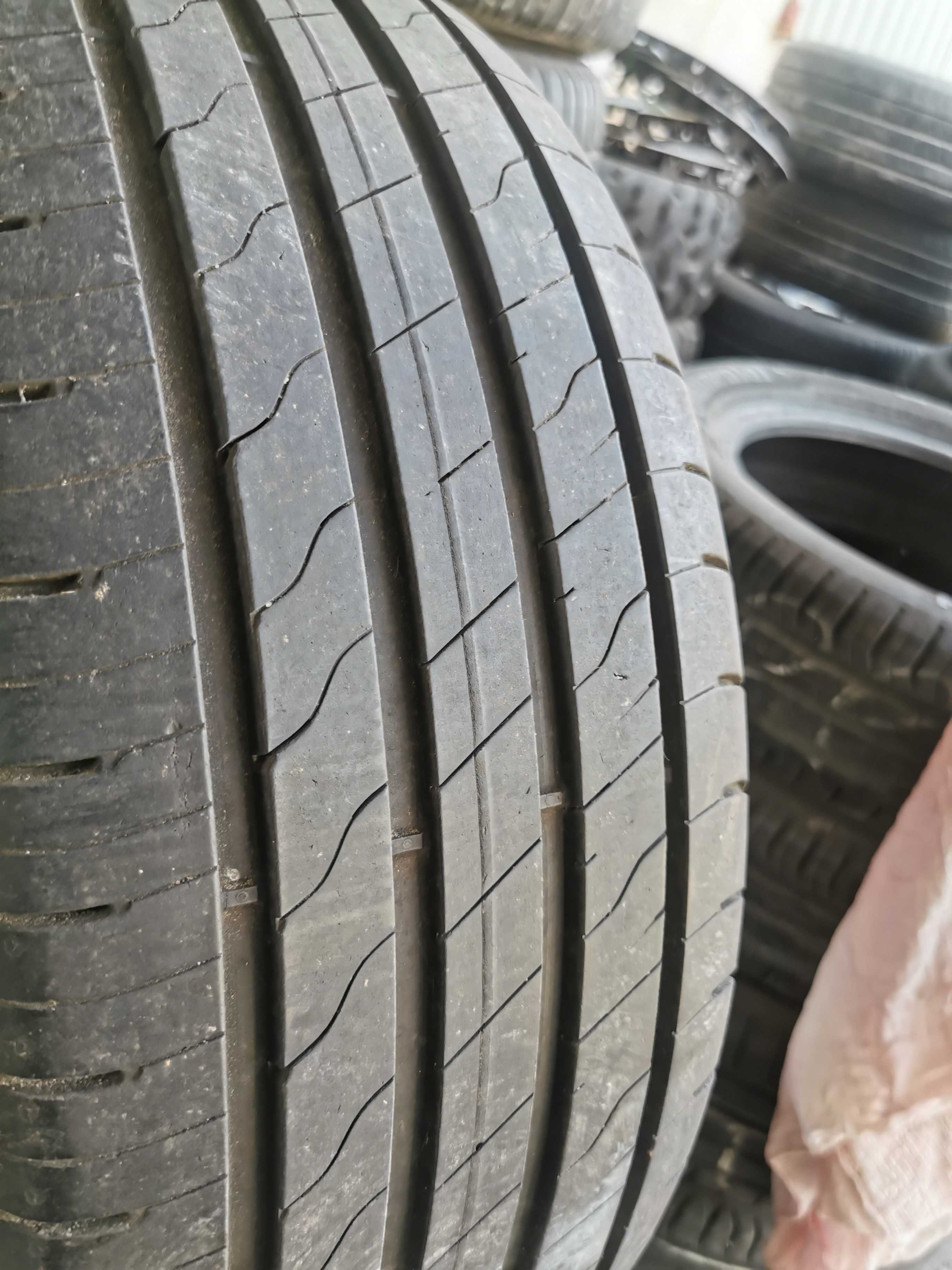 1szt Goodyear efficient grip performance 2