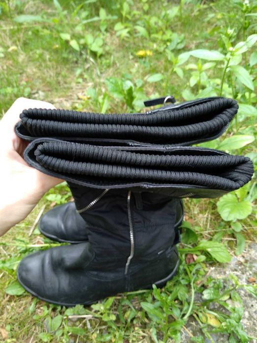 Сапоги високі чоботи шкіра плащовка теплі