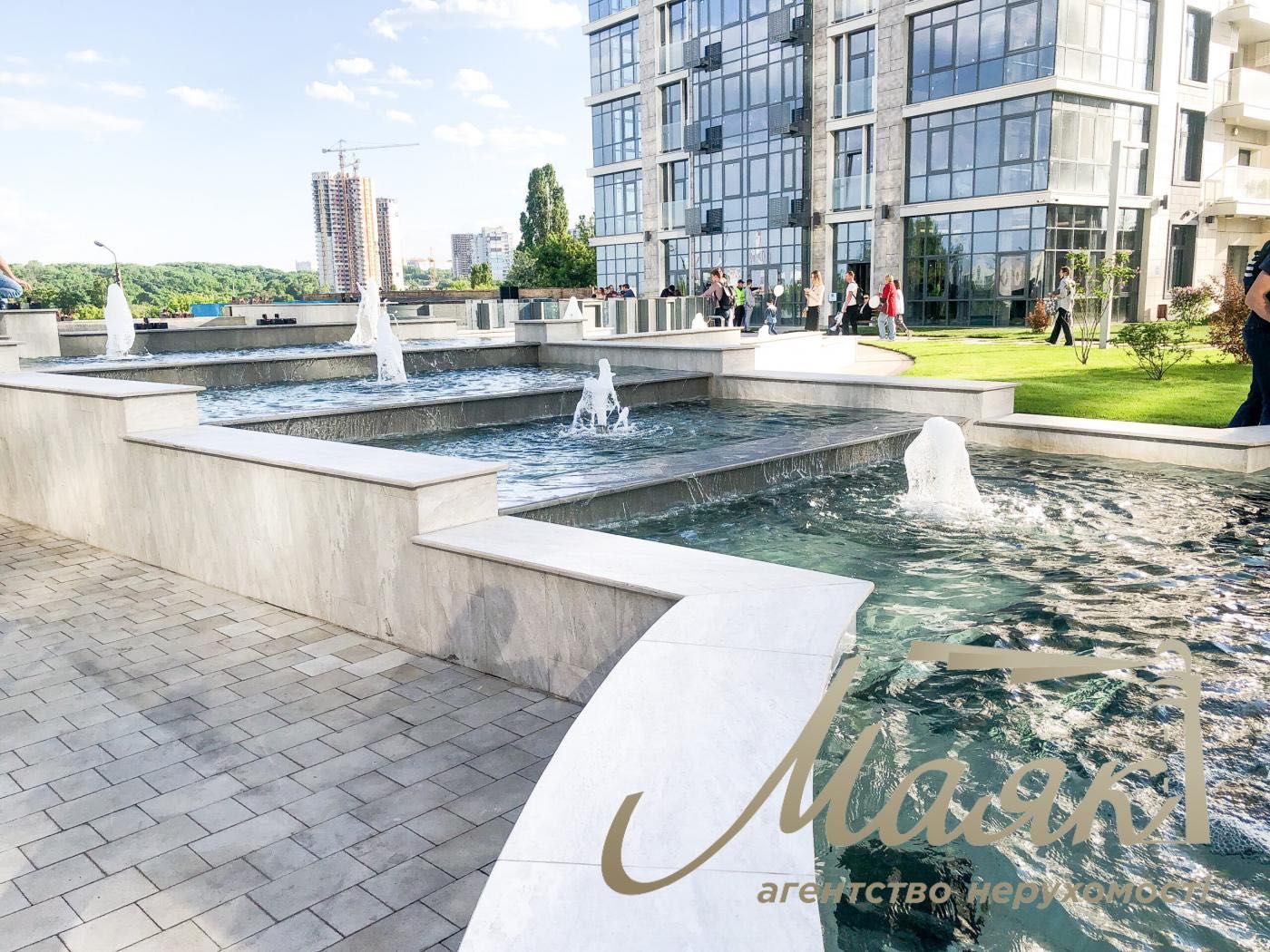 Продажа фасадного помещения ЖК Новопечерские липки Драгомирова Печерск